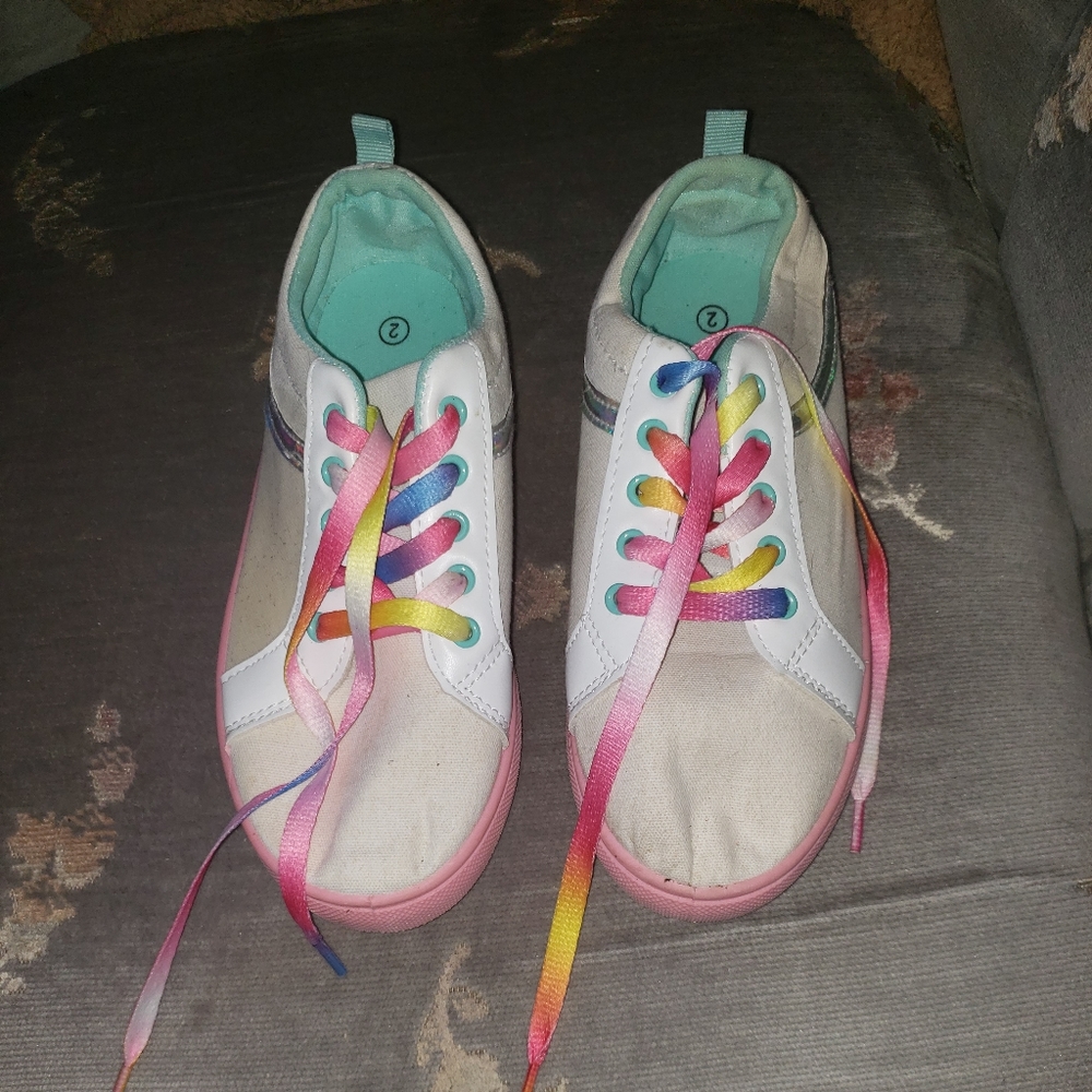 NWOT Girls Tennis Shoes